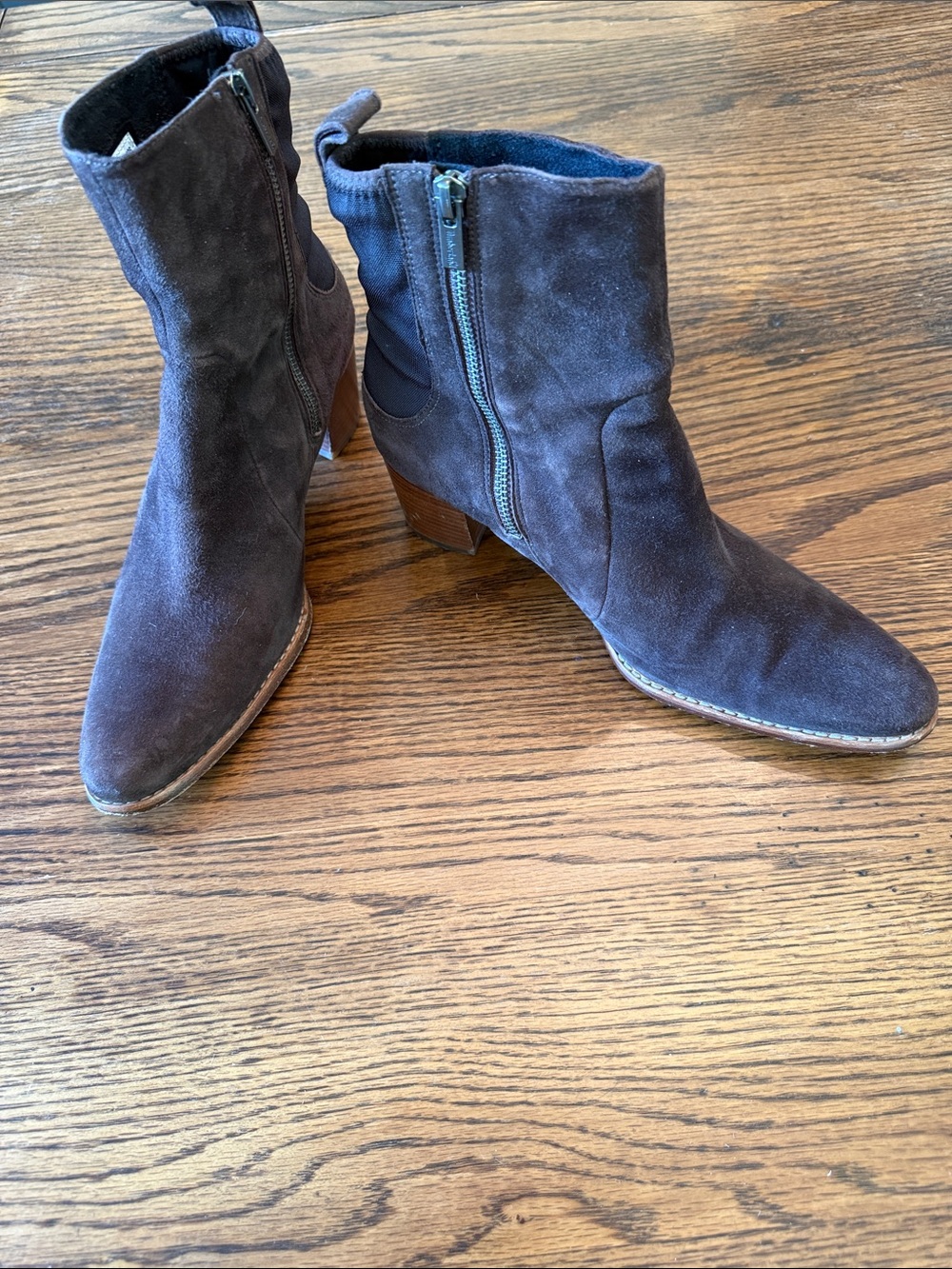 Timberland Brown Suede Ankle Boots Block Heel Zip Booties Women’s 8.5